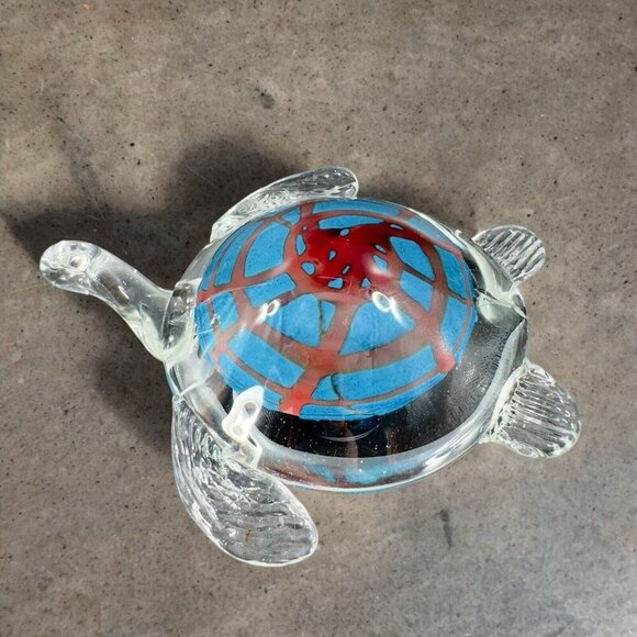 Art Glass Turtle Glass Paperweight Figurine Clear Edges Blue Red Center Glass - Picture 4 of 16
